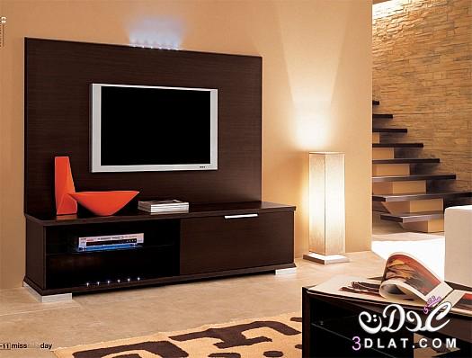 ديكورات حائط التلفاز لغرف المعيشة الصغيرة 2024 , ديكورات مميزه لحائط التلفاز في غرف ا