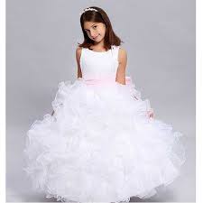 فساتين اطفال للبنوتات بيضاء منفوشة احدت الفساتين للزفاف و السهرات طفولية جمال عالخالص