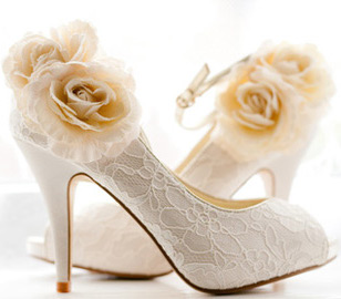اجمل احذية للعروس كعب لاجمل عروسه