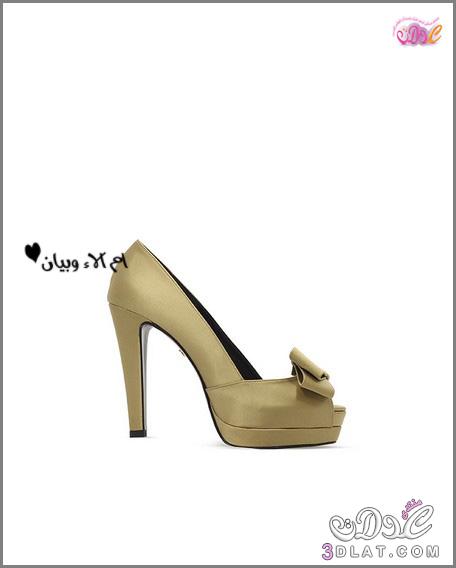 احذية وصنادل بالذهبي والفضي لعروس 2024 من Pronovias barcelona ,للعروس اجمل الاحذية وا