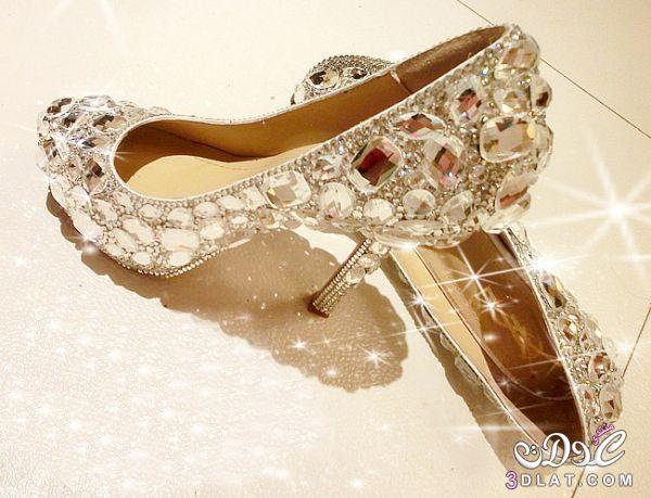 حذاء مرصع بحجر الشوارفسكي الاصلي للعروس