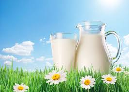 فوائد الحليب الجمالية ووصفات طبيعية مجربة