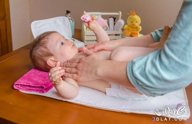 أهمية تدليك جسم الأطفال الرضع,الخطوات الصحيحة لتدليك جسم الأطفال,فوائد وكيفية فوائد تدليك الأطفال