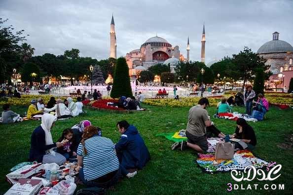 رمضان حول العالم في 15 صورة