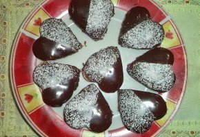 حلوى القلوب السوداء بالشوكولاتة
