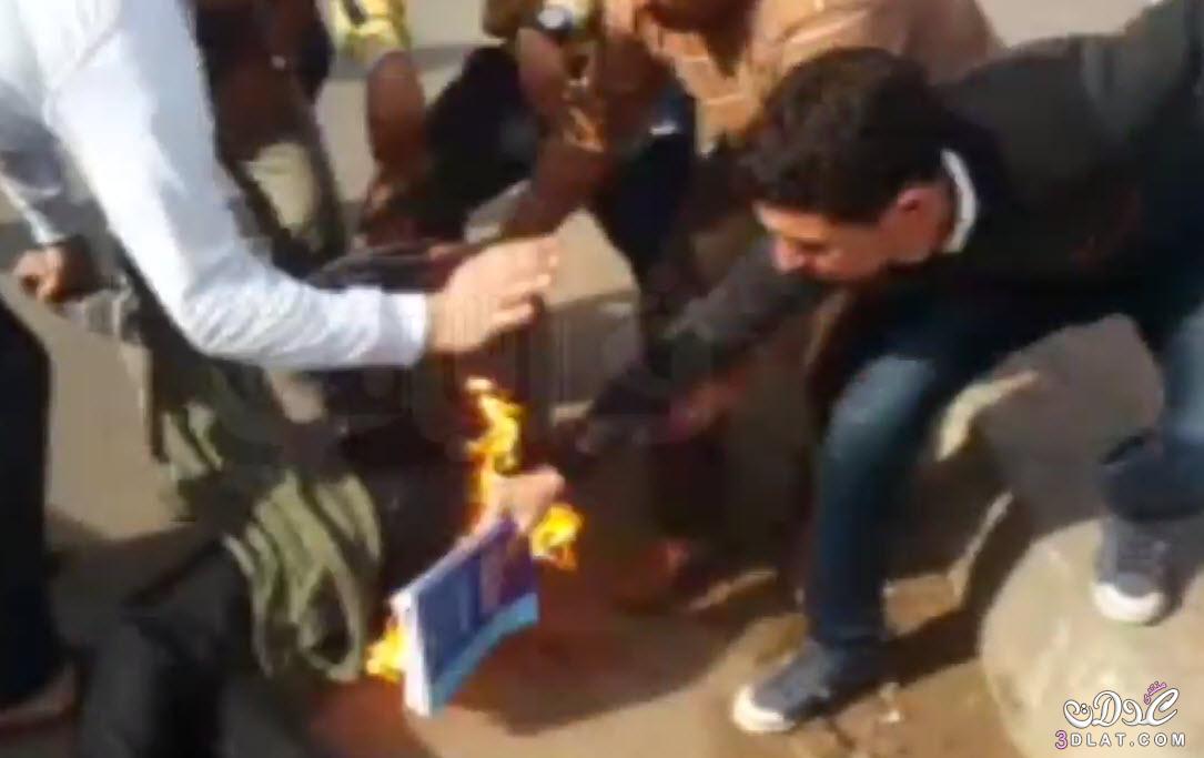 فيديو وصور رئيس اتحاد شباب الثورة بالغربية يشعل النيران في نفسه