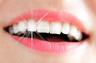 تبييض الاسنان خلطه طبيعية لبياض الاسنان العنايه بجمال الاسنان