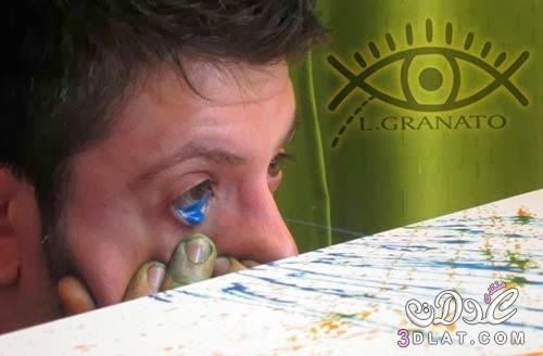 فنان أرجنتيني يرسم باستخدام عينه