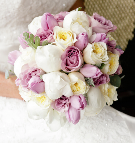 مجموعة رائعة من باقات الزهور للزفاف لعام2024 اجمل باقات الزهور للعروس2024
